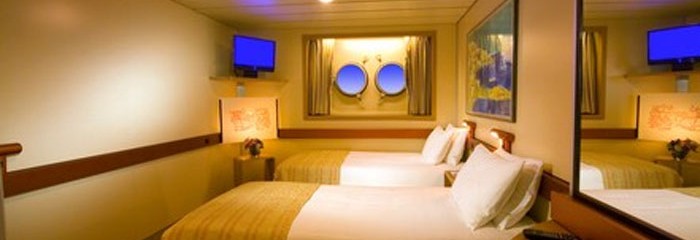 Buitenhut twee patrijspoorten PT