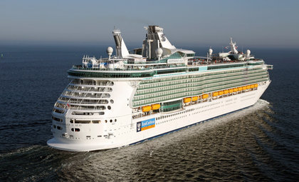 Cruiseschip Independence of the Seas van rederij Royal Caribbean International