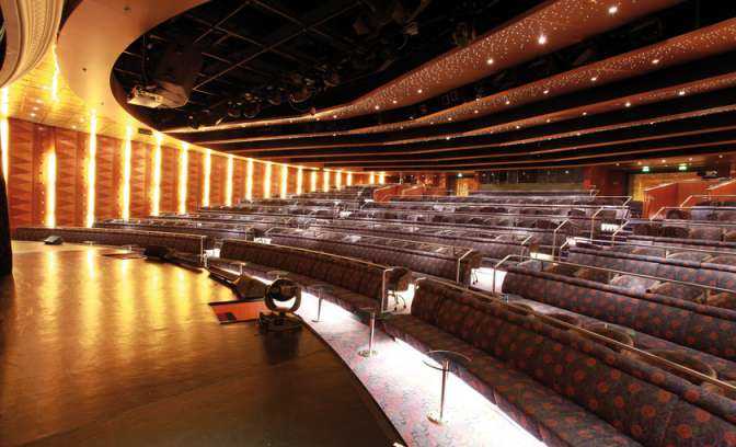 Theater Ravello van cruiseschip neoRiviera