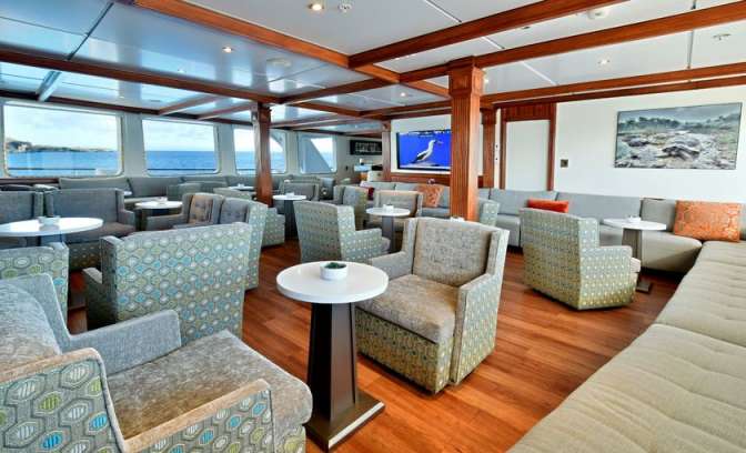 Een lounge op de Celebrity Xperience