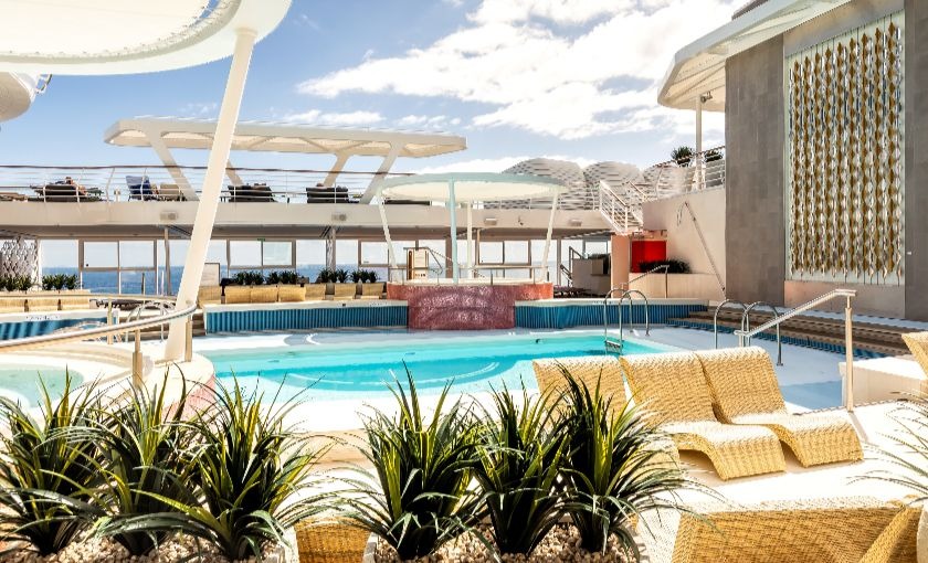 Mein schiff 2 zwembad