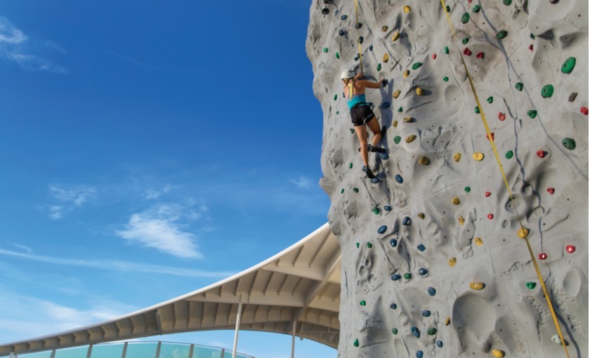 Klimmuur op de Grandeur of the Seas