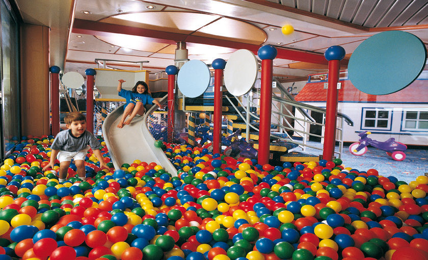 Een ballenbak op de Sun Princess van Princess Cruises