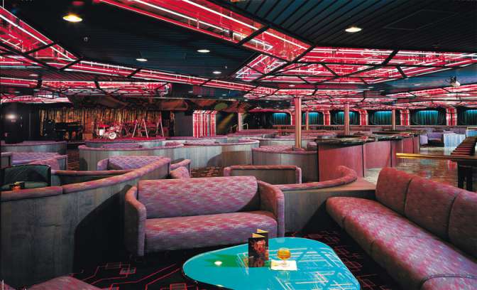 Entertainment Carnival Cruises