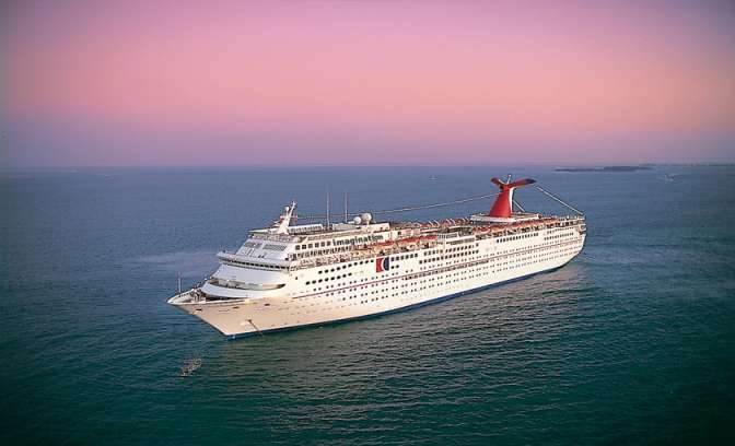 Carnival Imagination op zee 